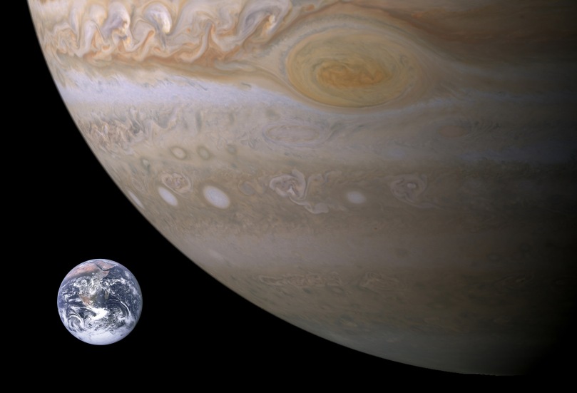Jupiter_Earth_size_comparison